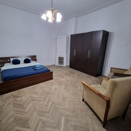 Nocleg W Centrum Czestochowy Nmp32 Częstochowa Kültér fotó