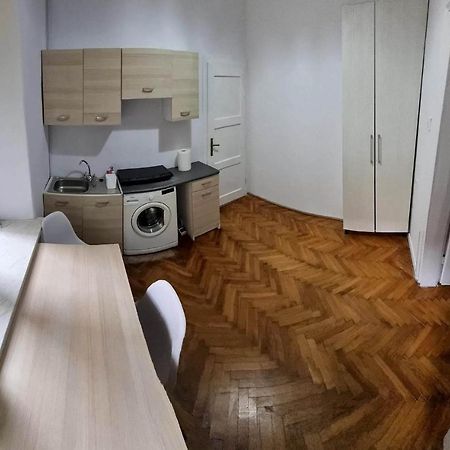 Nocleg W Centrum Czestochowy Nmp32 Częstochowa Kültér fotó