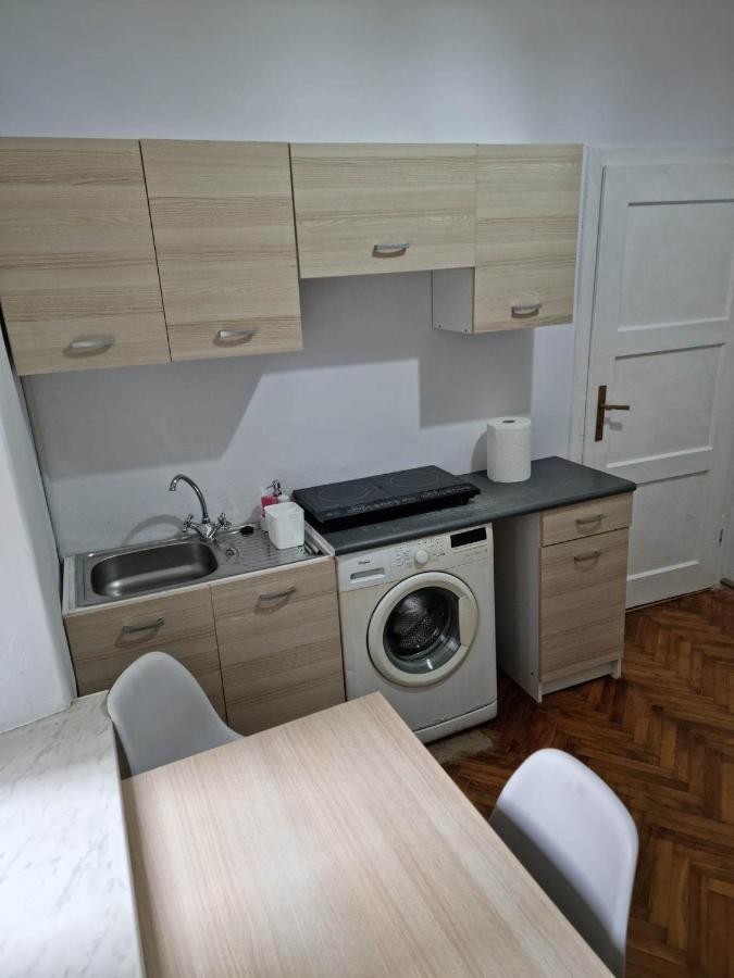 Nocleg W Centrum Czestochowy Nmp32 Częstochowa Kültér fotó