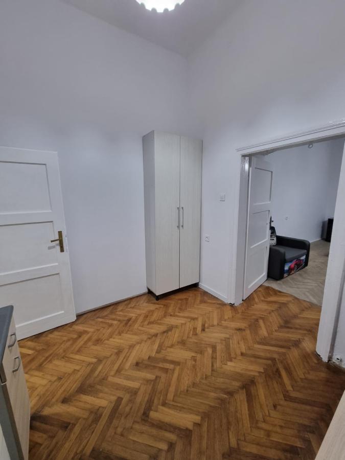 Nocleg W Centrum Czestochowy Nmp32 Częstochowa Kültér fotó